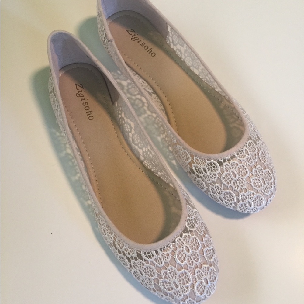 Zigisoho cream lace like flats, 11 M, $25 New